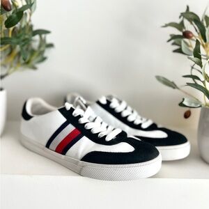 Used Tommy Hilfiger Retro Black and White Sneakers